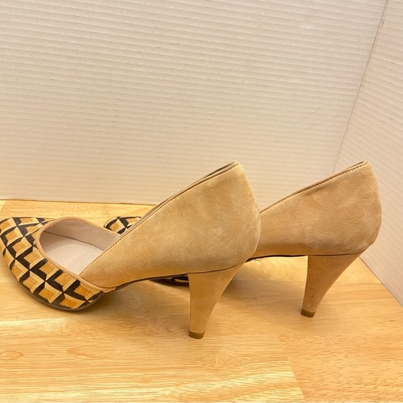 FarylRobin Women’s Hairy Almond Toe Chevron Print and Solid Tan High Heels - Picture 4 of 9